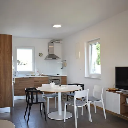 Luxury Apartments Adria Malinska Exterior photo