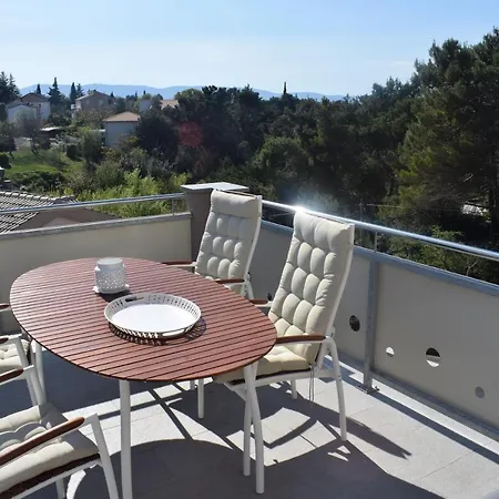 Luxury Apartments Adria Malinska Exterior photo